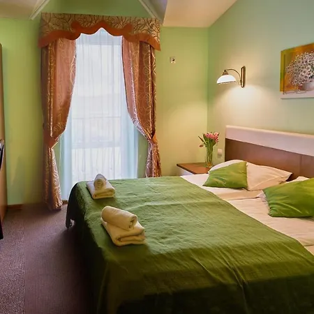 Hotel Leo 3*