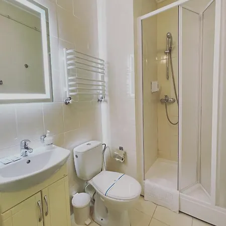 Hotel Leo 3*