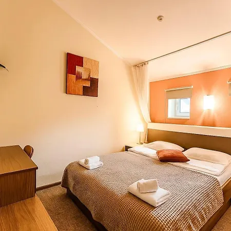 Hotel Leo 3*